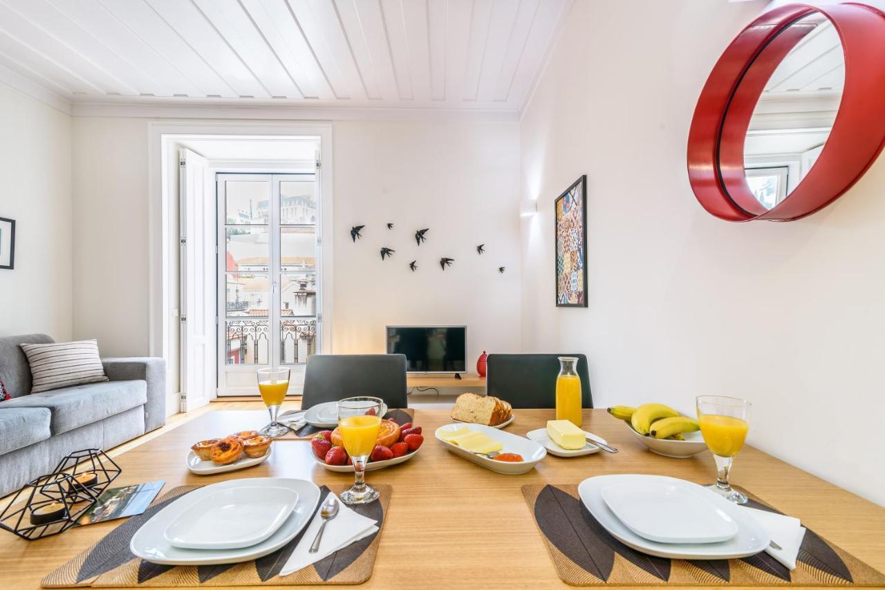 Modern Flat In Downtown Lisbon By Lovelystay Ngoại thất bức ảnh