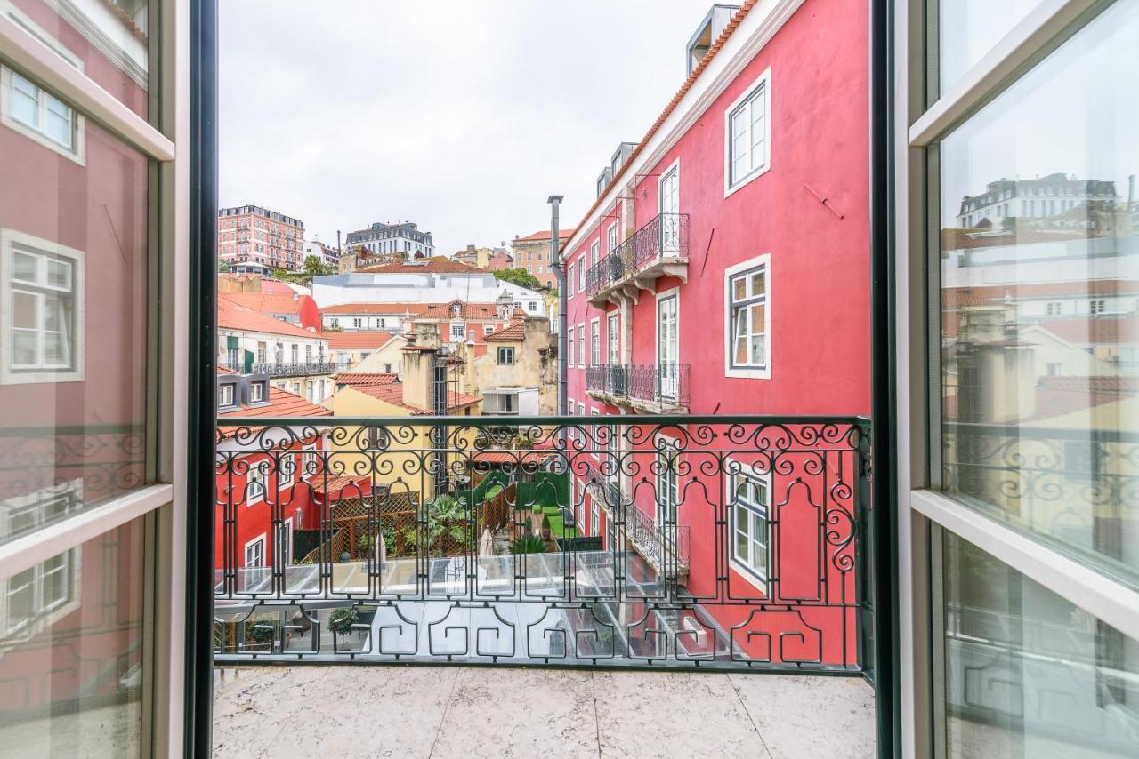 Modern Flat In Downtown Lisbon By Lovelystay Ngoại thất bức ảnh