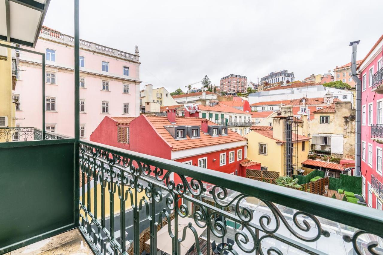 Modern Flat In Downtown Lisbon By Lovelystay Ngoại thất bức ảnh